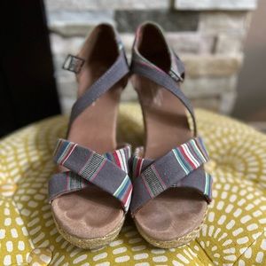 Tom’s wedge sandals size 9.5